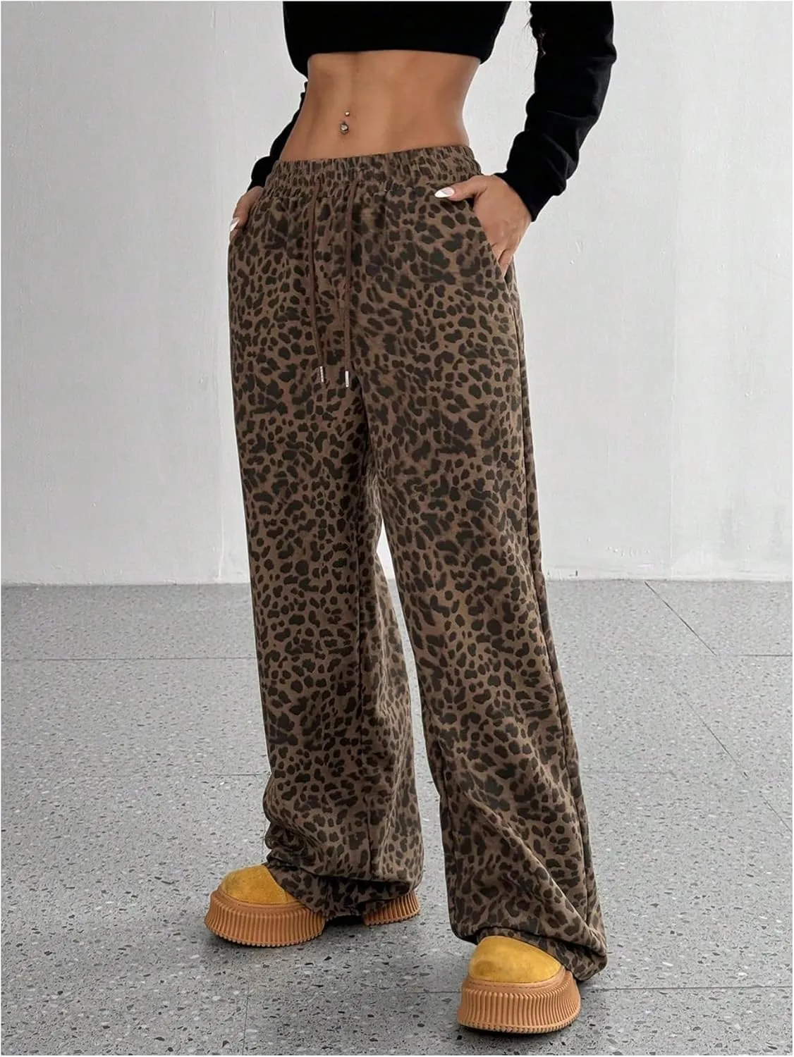 Floerns Women's Y2k Leopard Print Pants Drawstring Waist Wide Leg Loose Trousers