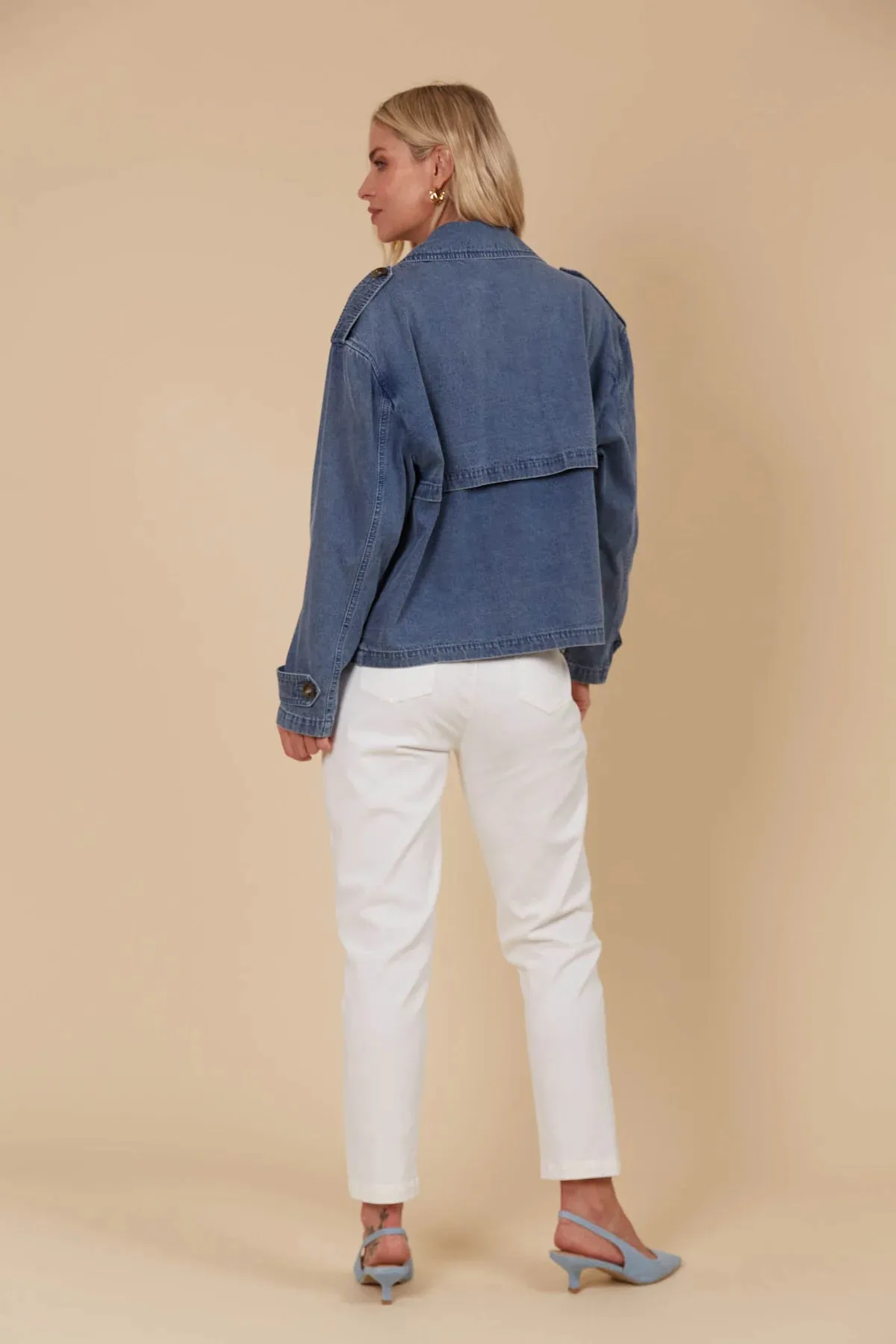 FREYA CROP TRENCH- DENIM