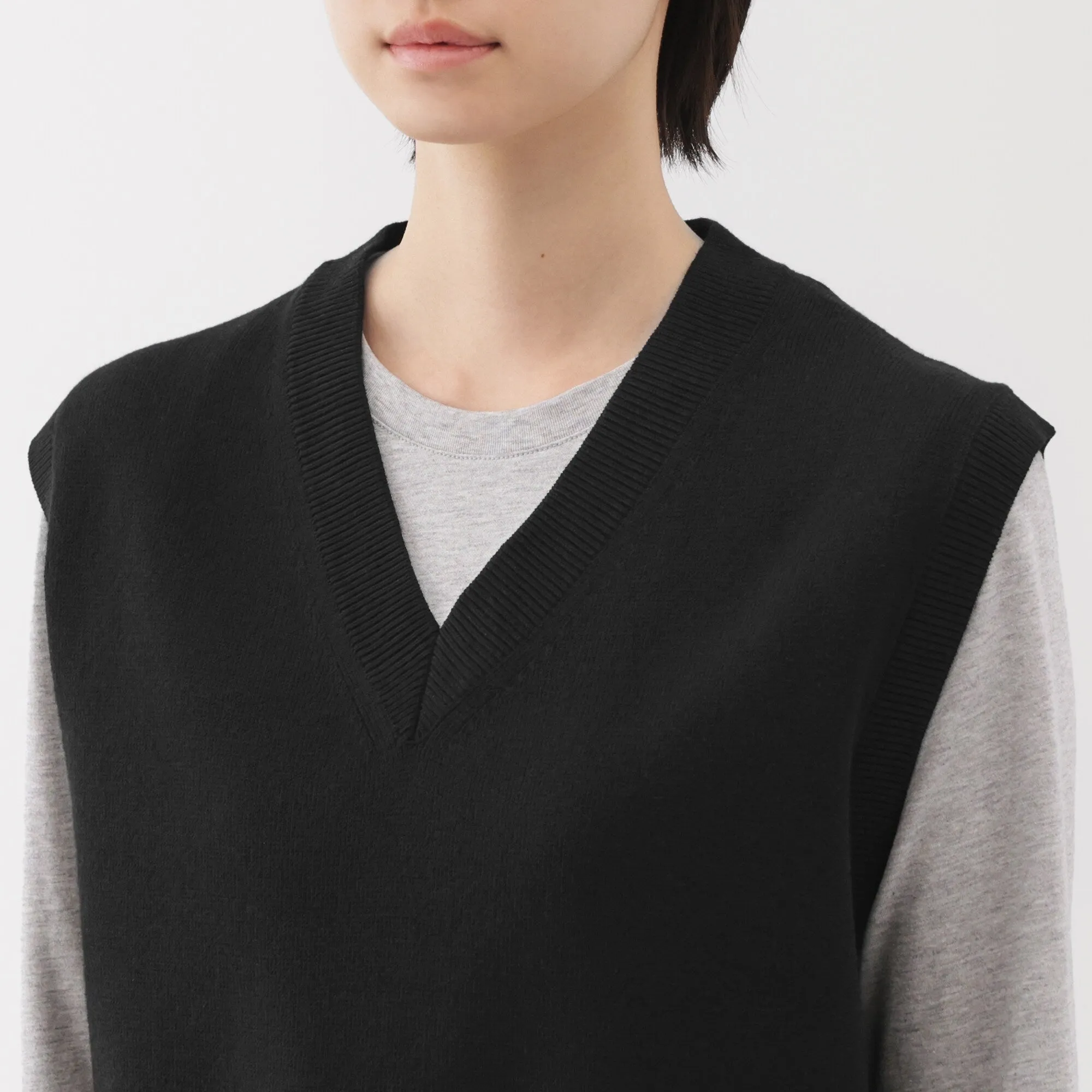 Women's Washable V-Neck Vest