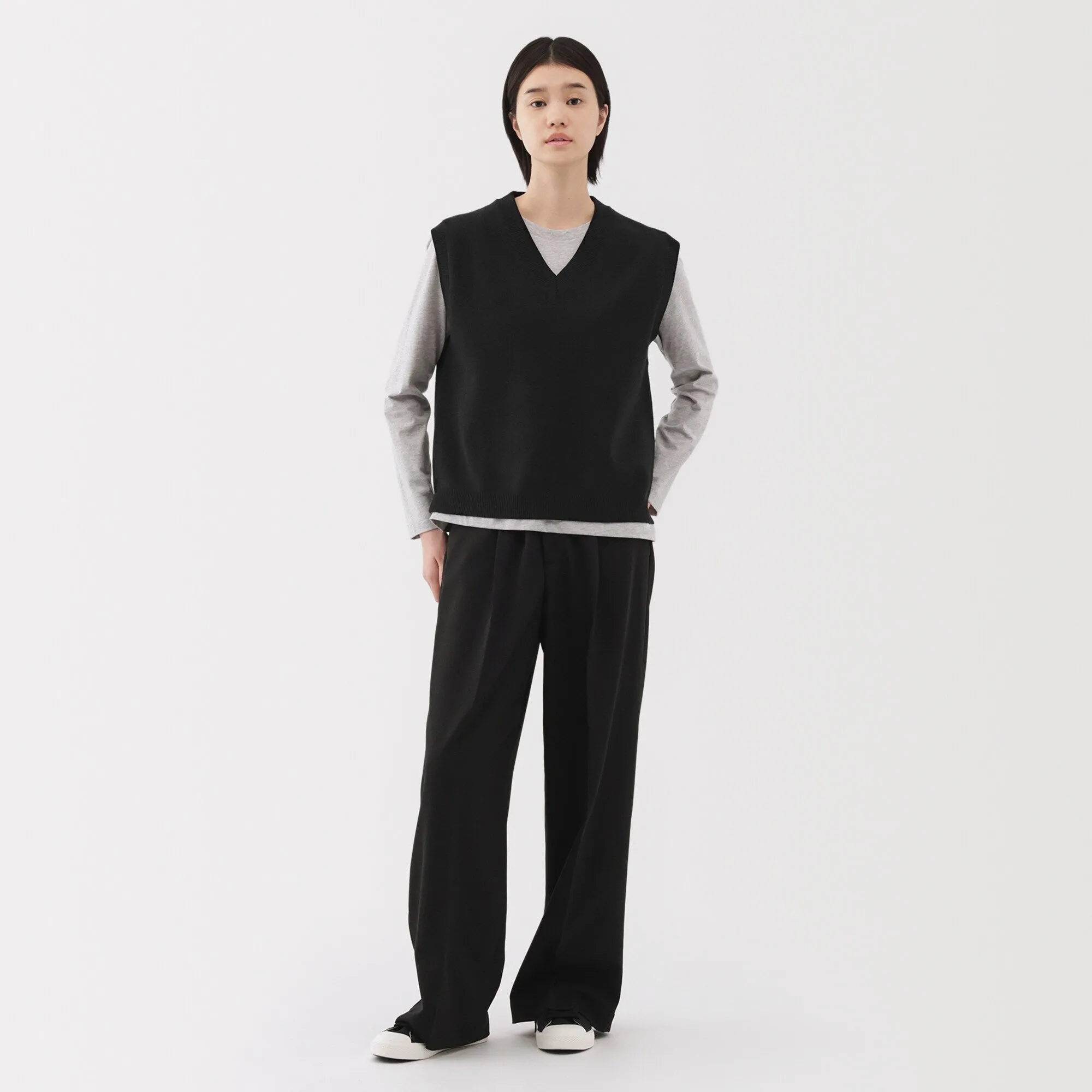 Women's Washable V-Neck Vest